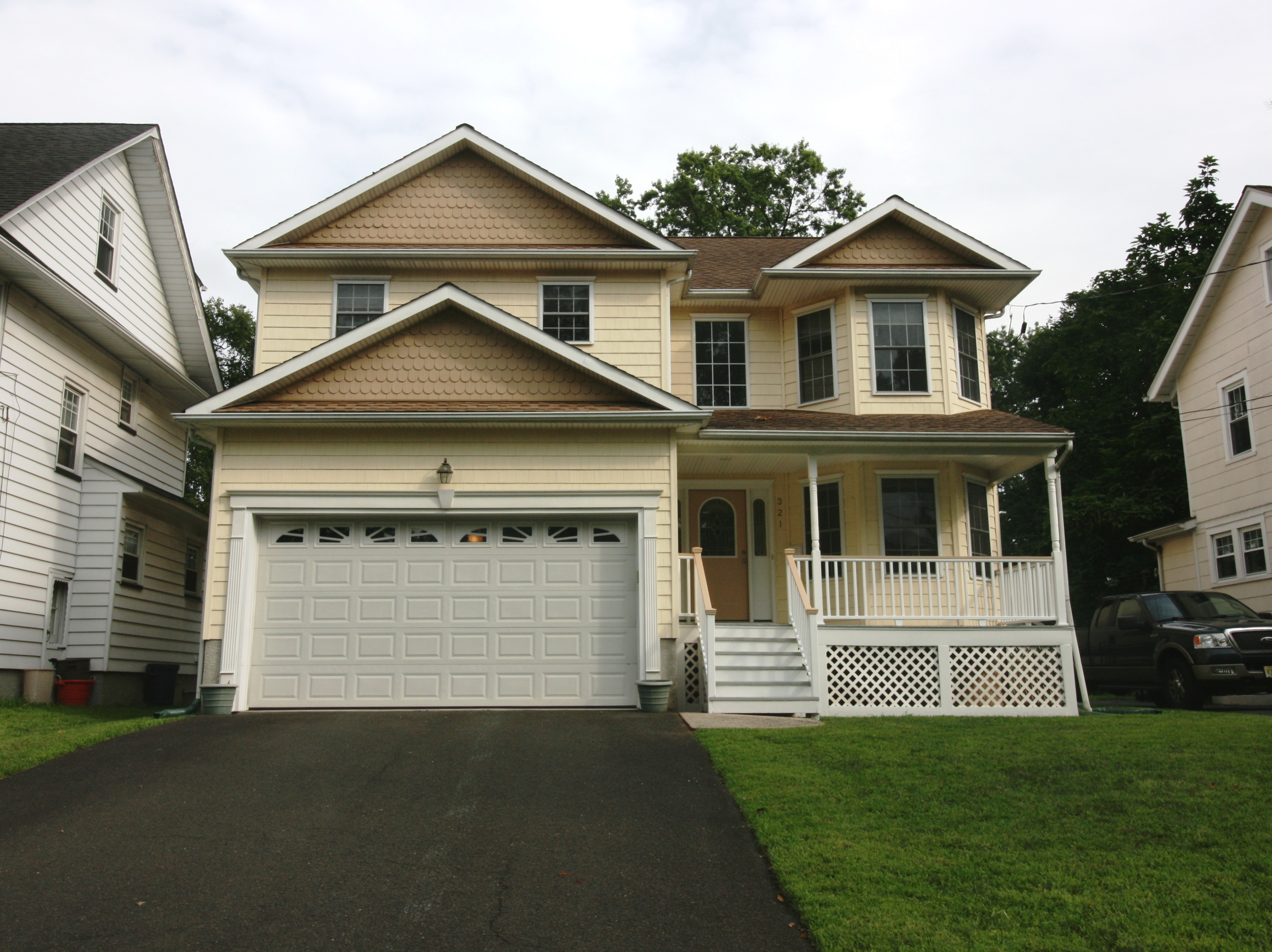 Price drop on 321 Fourth St, Dunellen, new price 479K